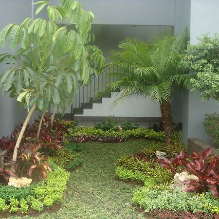 Hotel Tilamas Juanda Sawotratap Ngoại thất bức ảnh