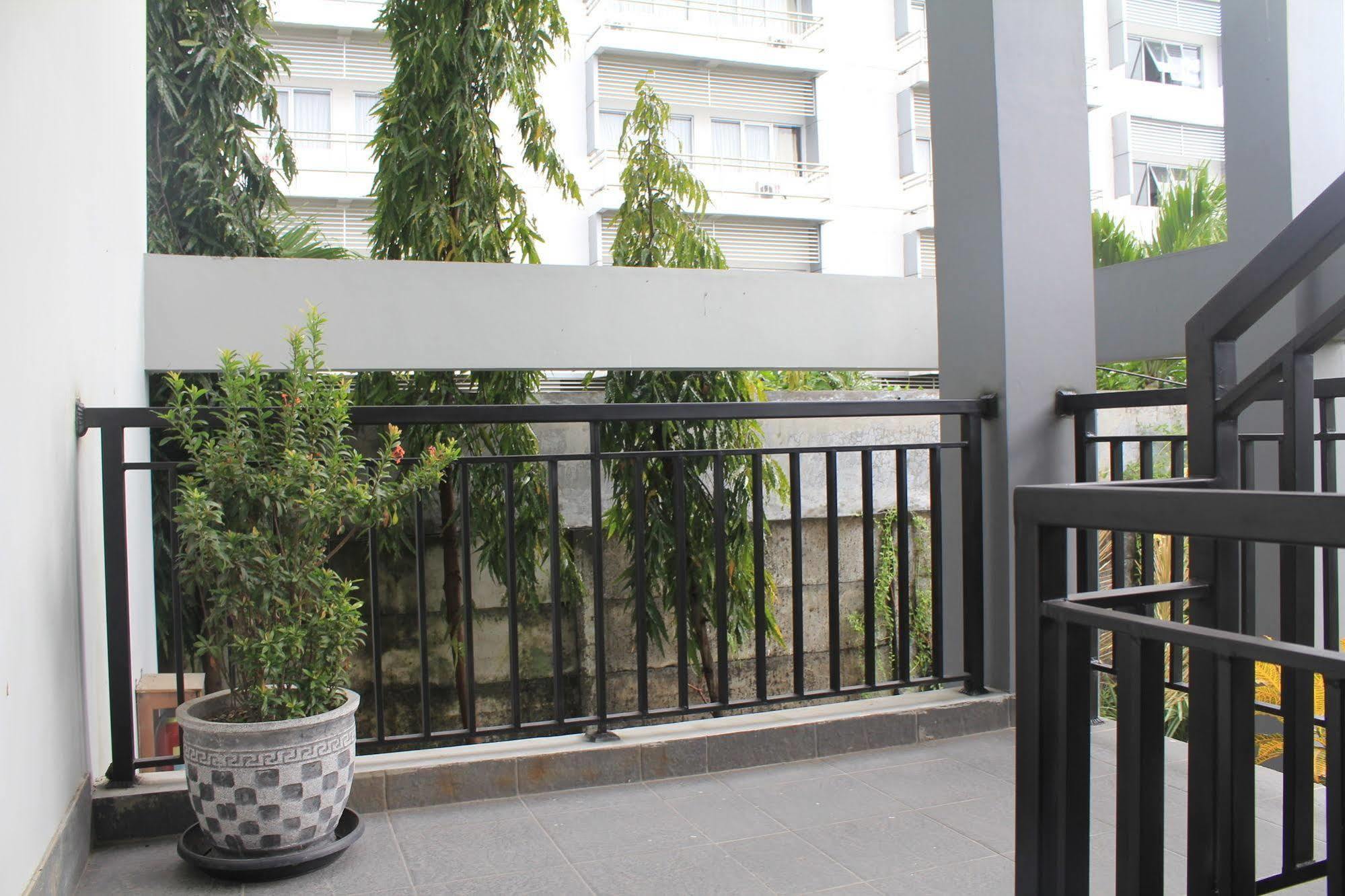 Hotel Tilamas Juanda Sawotratap Ngoại thất bức ảnh
