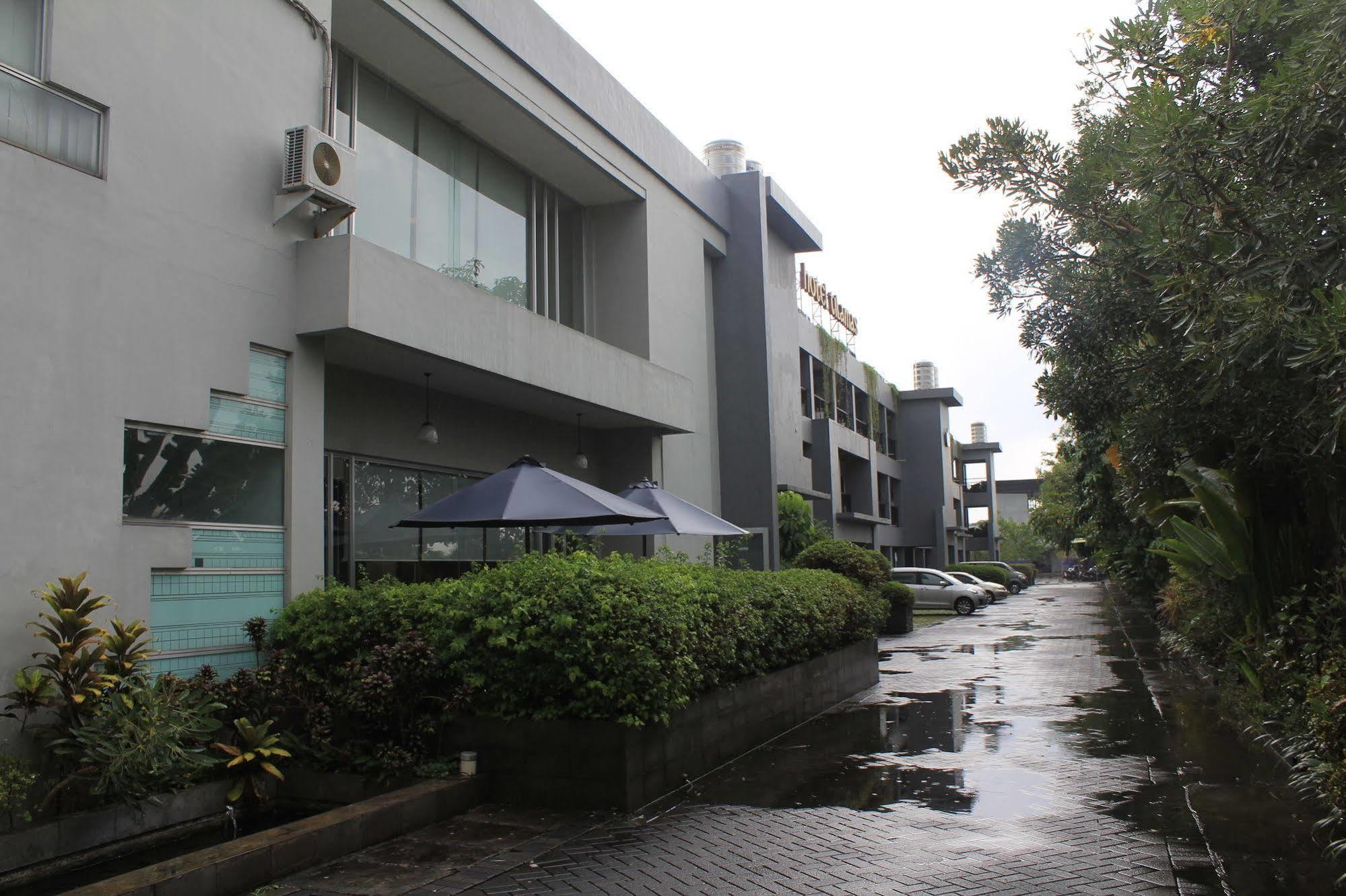 Hotel Tilamas Juanda Sawotratap Ngoại thất bức ảnh