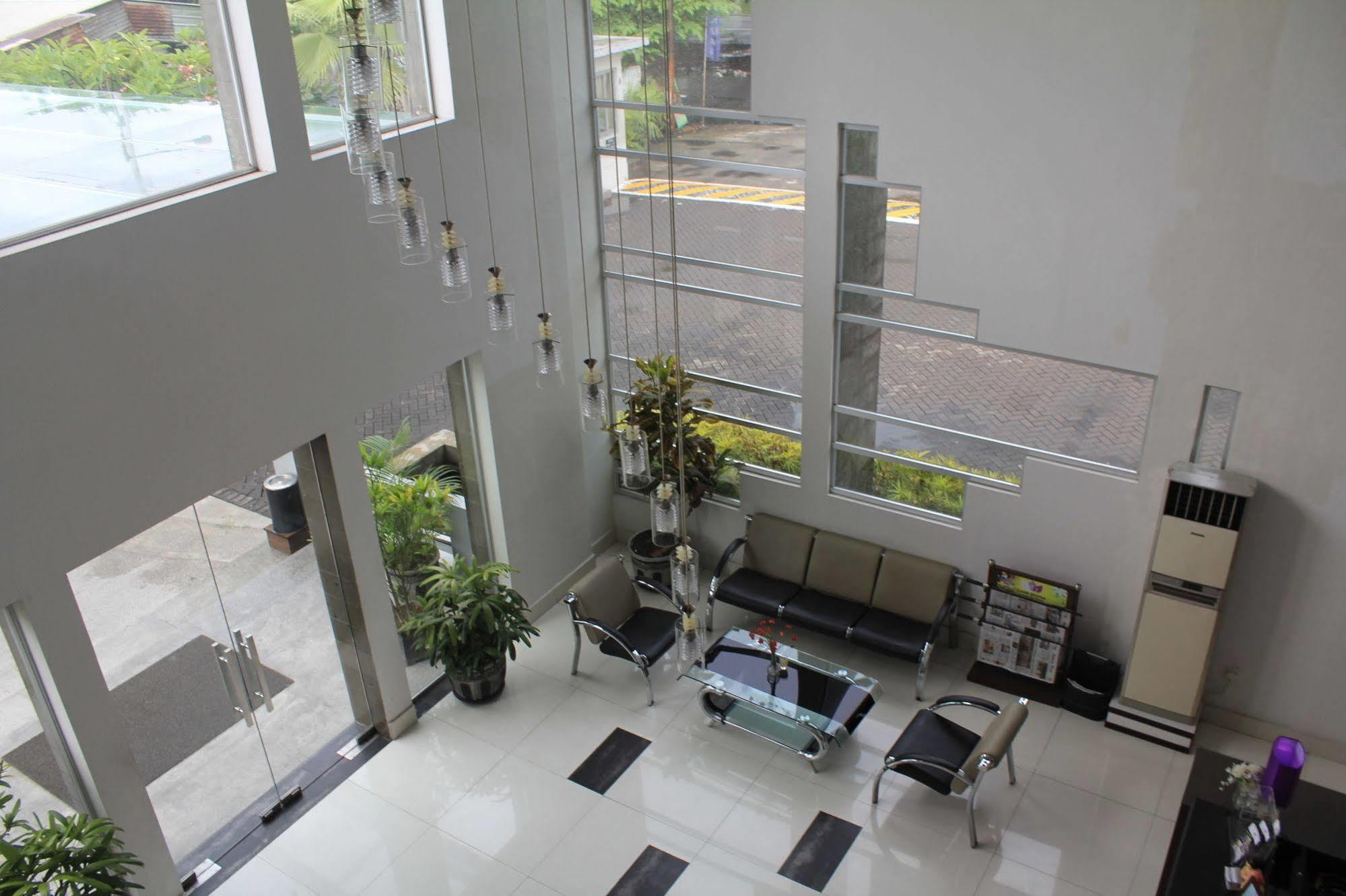 Hotel Tilamas Juanda Sawotratap Ngoại thất bức ảnh