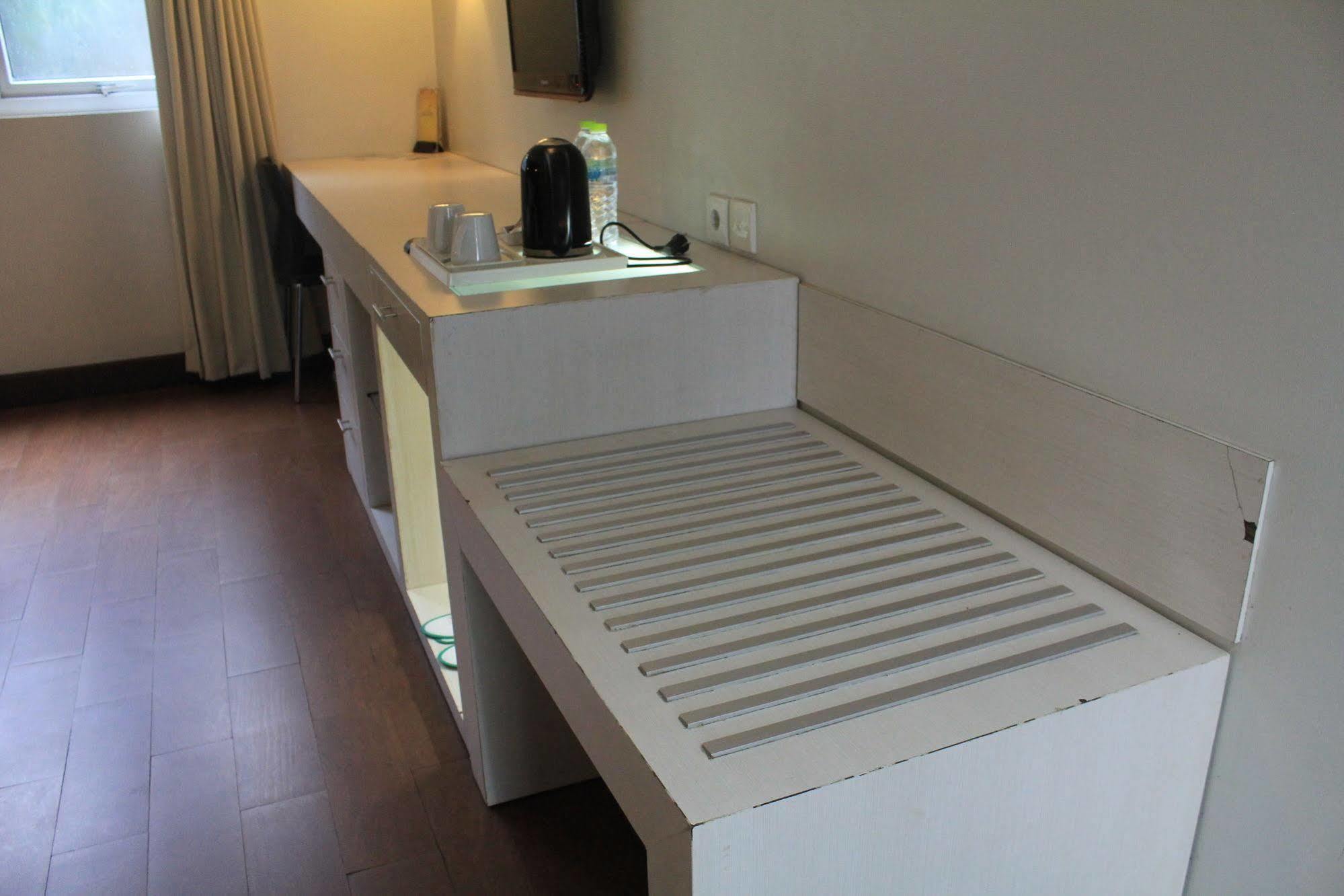 Hotel Tilamas Juanda Sawotratap Ngoại thất bức ảnh