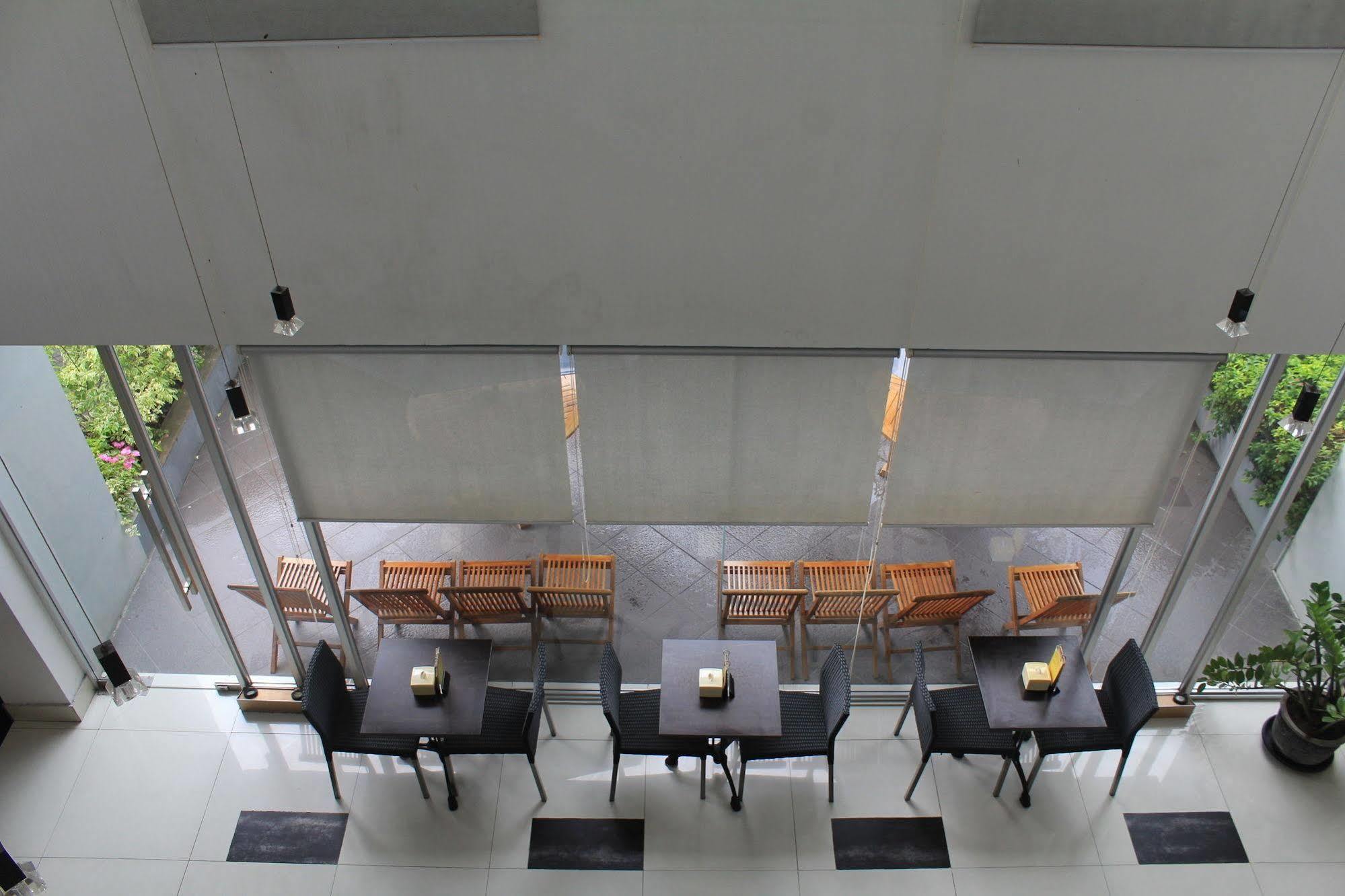 Hotel Tilamas Juanda Sawotratap Ngoại thất bức ảnh